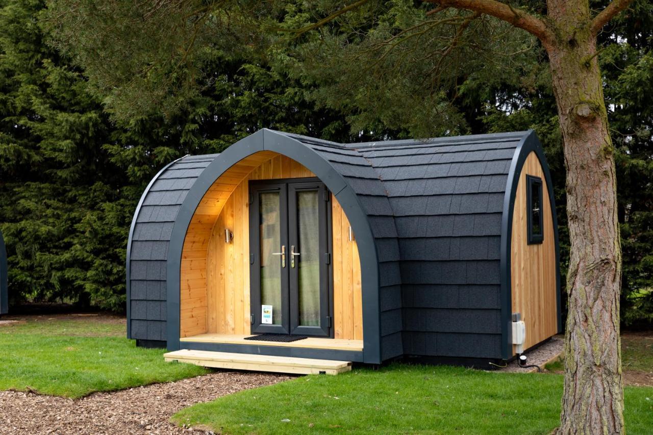 Camping Pods Trevella Holiday Park ครานท็อค ภายนอก รูปภาพ